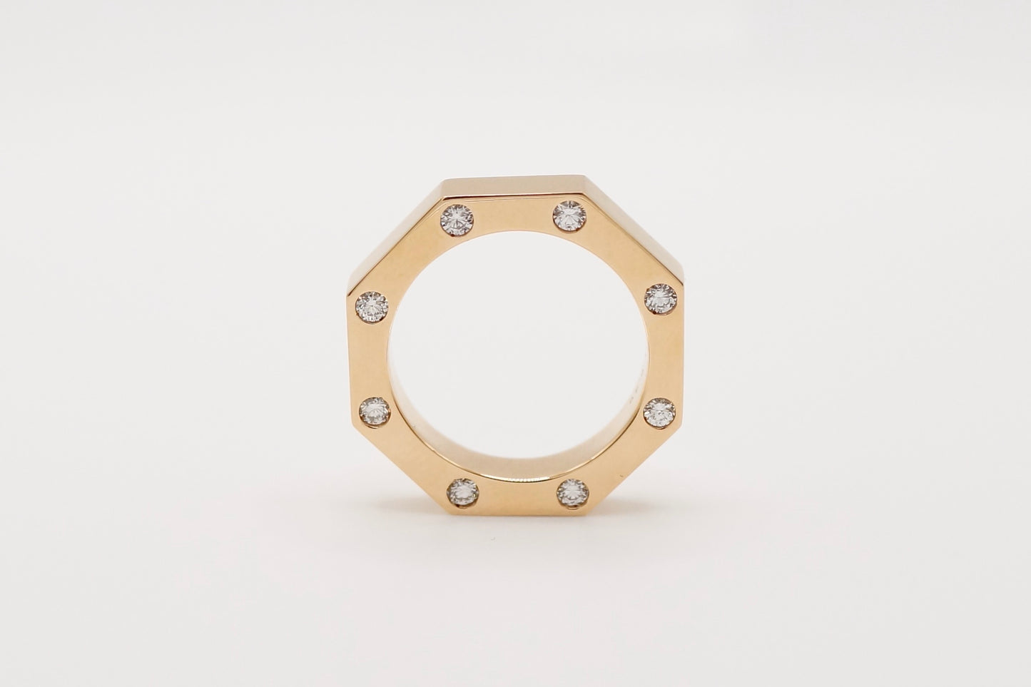 Cal.01-04 (18KPG)