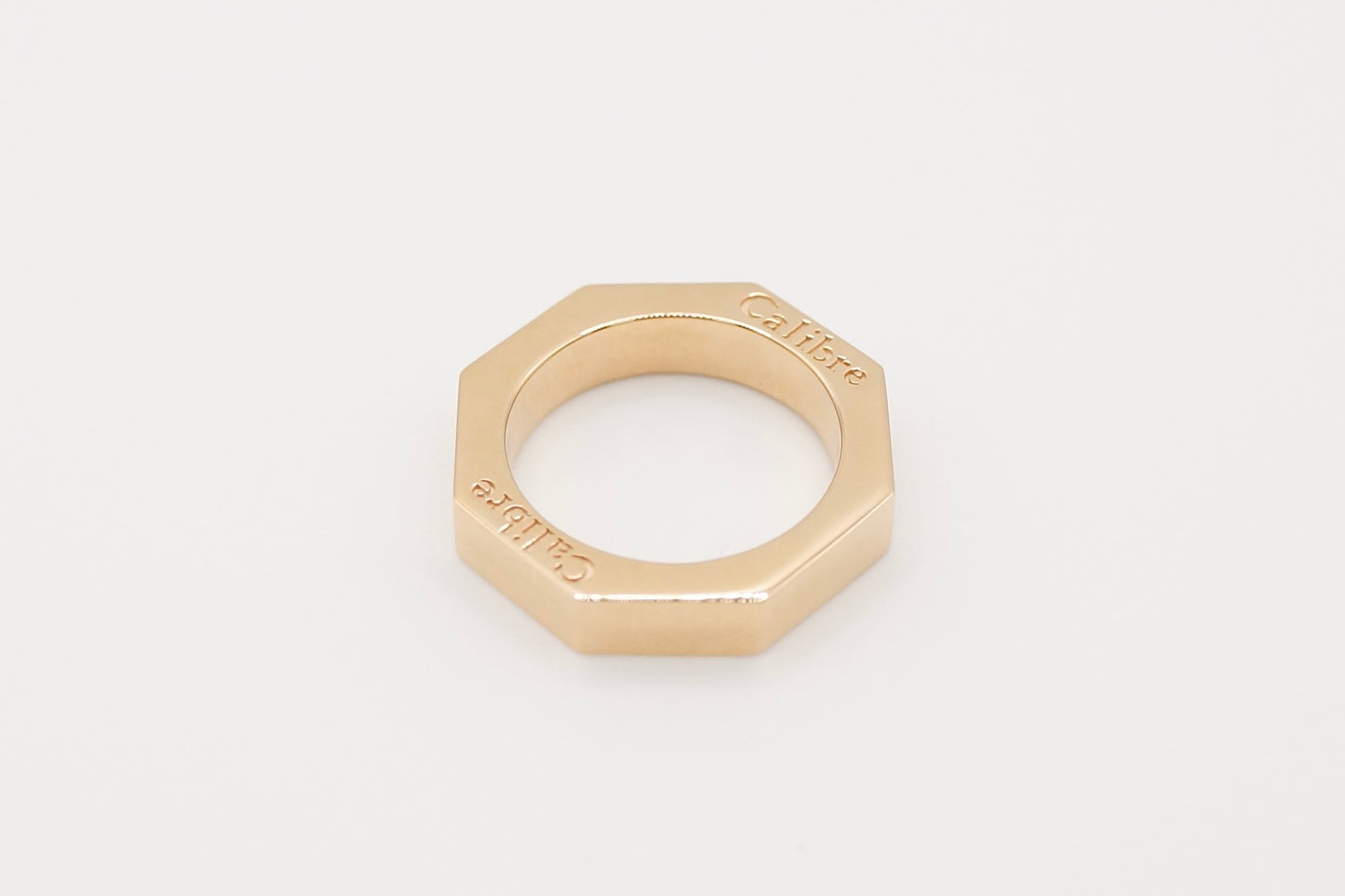 Cal.01-04 (18KPG)